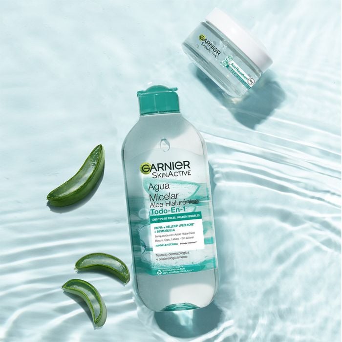 Garnier гиалуроновая алоэ. Garnier Skin naturals. Вода алоэ. Вода с алоэ Украина.