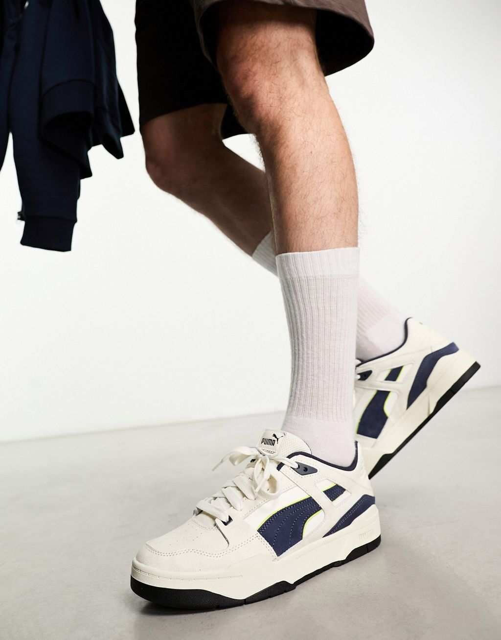 

Бело-темно-синие кроссовки Puma Slipstream, Синий