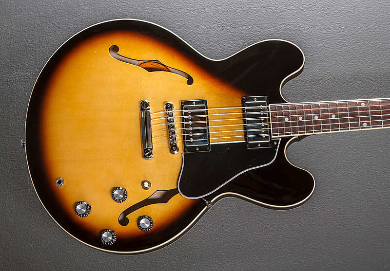 

Электрогитара Gibson USA ES-335 - Vintage Burst