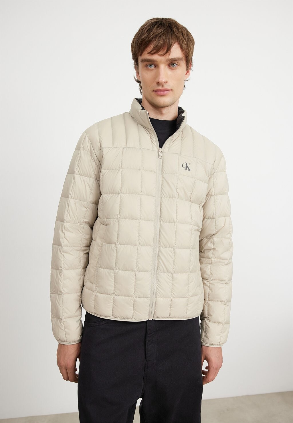

Куртка Calvin Klein Jeans КУРТКА ULTRA LIGHT, цвет plaza taupe