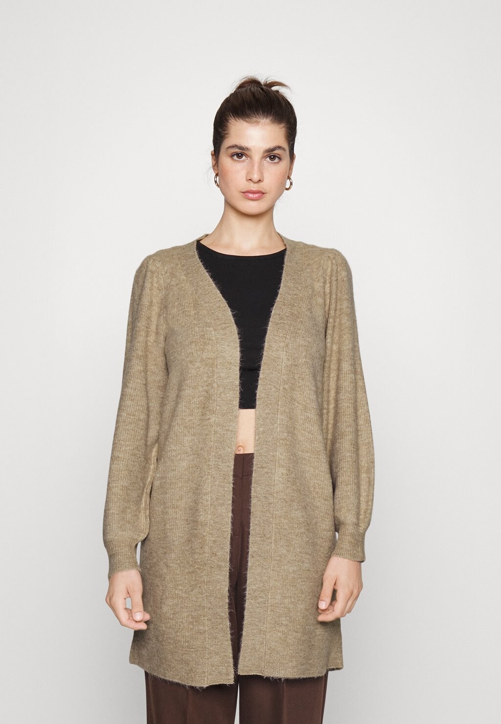 

Куртка Vero Moda VMRUBELLEFILE ДЛИННЫЙ КАРДИГАН, норка серебристая/меланж