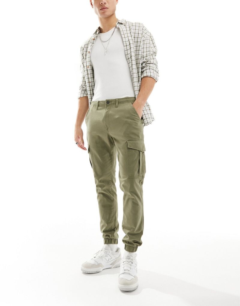 Зеленые брюки-карго с манжетами Jack & Jones