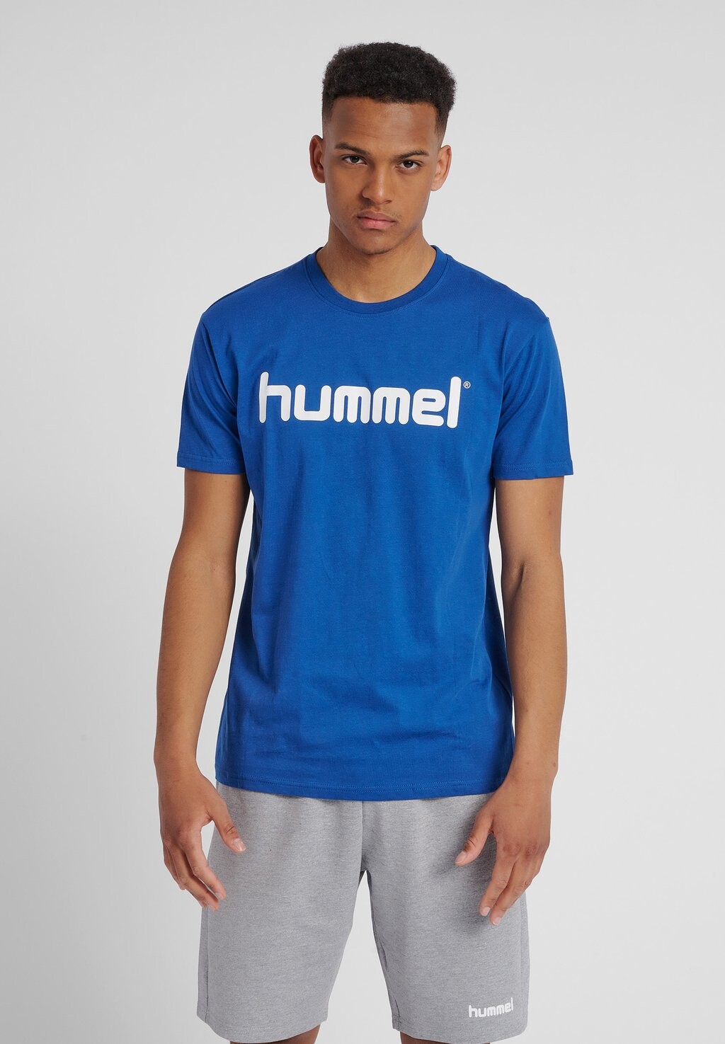 

Футболка с принтом Hummel, синий меланж