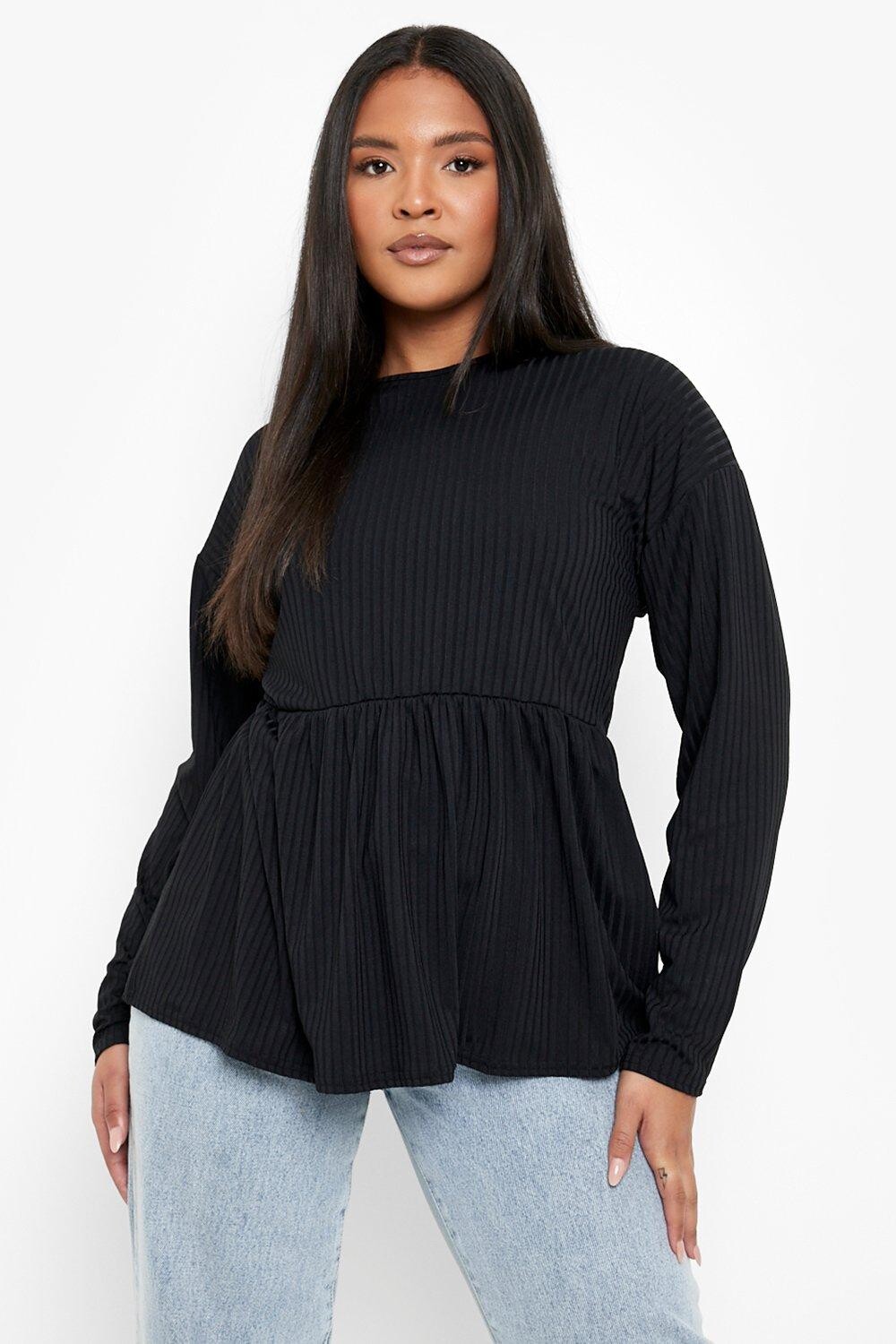 

Топ с баской в ребку plus Boohoo, черный