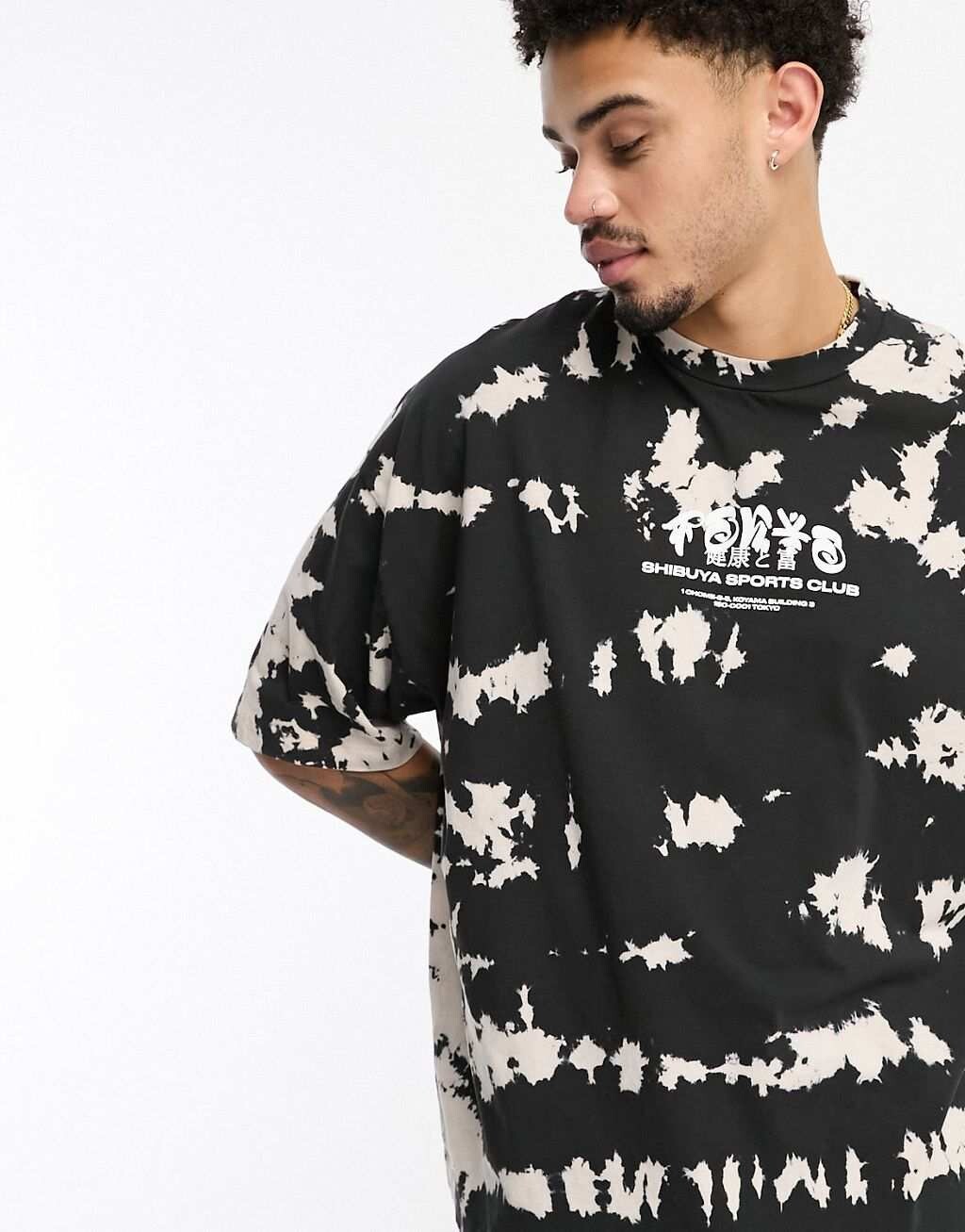 

Оверсайз-футболка черного цвета с городским принтом ASOS DESIGN