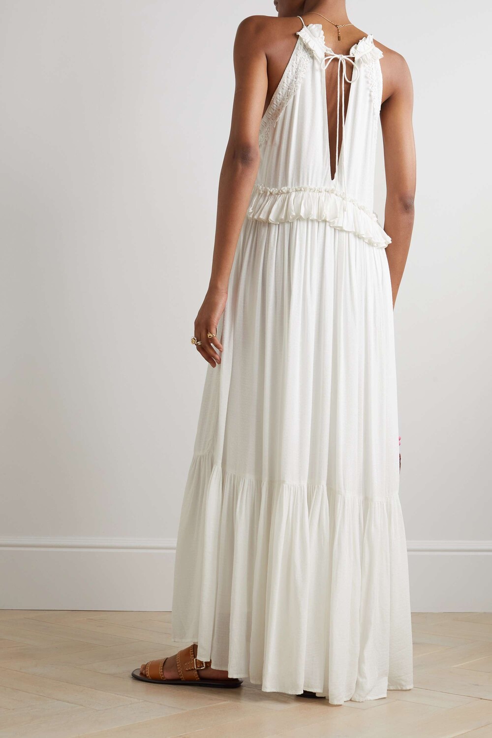 

EVARAE + NET SUSTAIN Платье макси Alegra из TENCEL Lyocell с завязками и оборками, белый