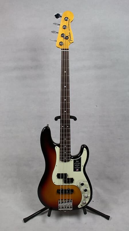 

Fender American Ultra Precision Bass, накладка на гриф из палисандра, Ultraburst