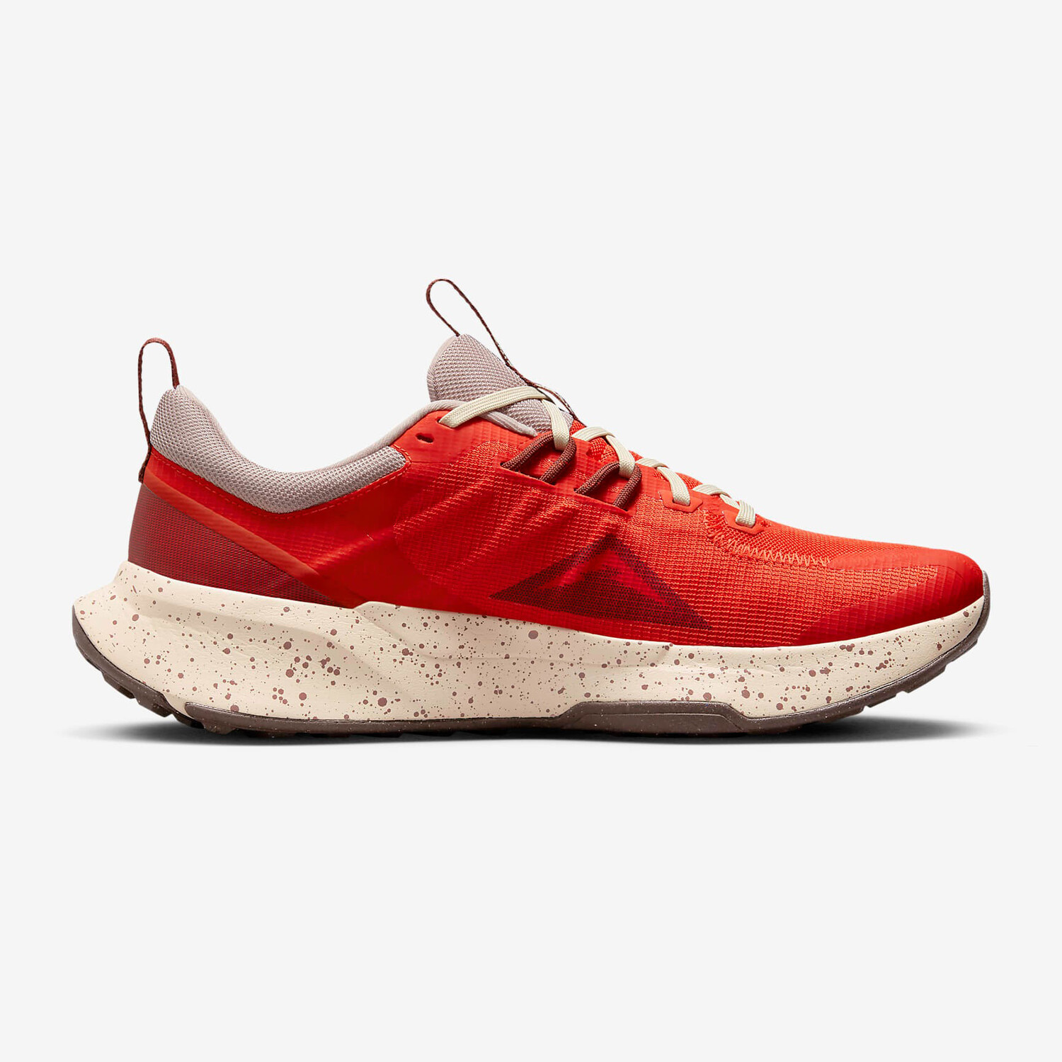 

Кроссовки Nike Juniper Trail 2, красный/мультиколор