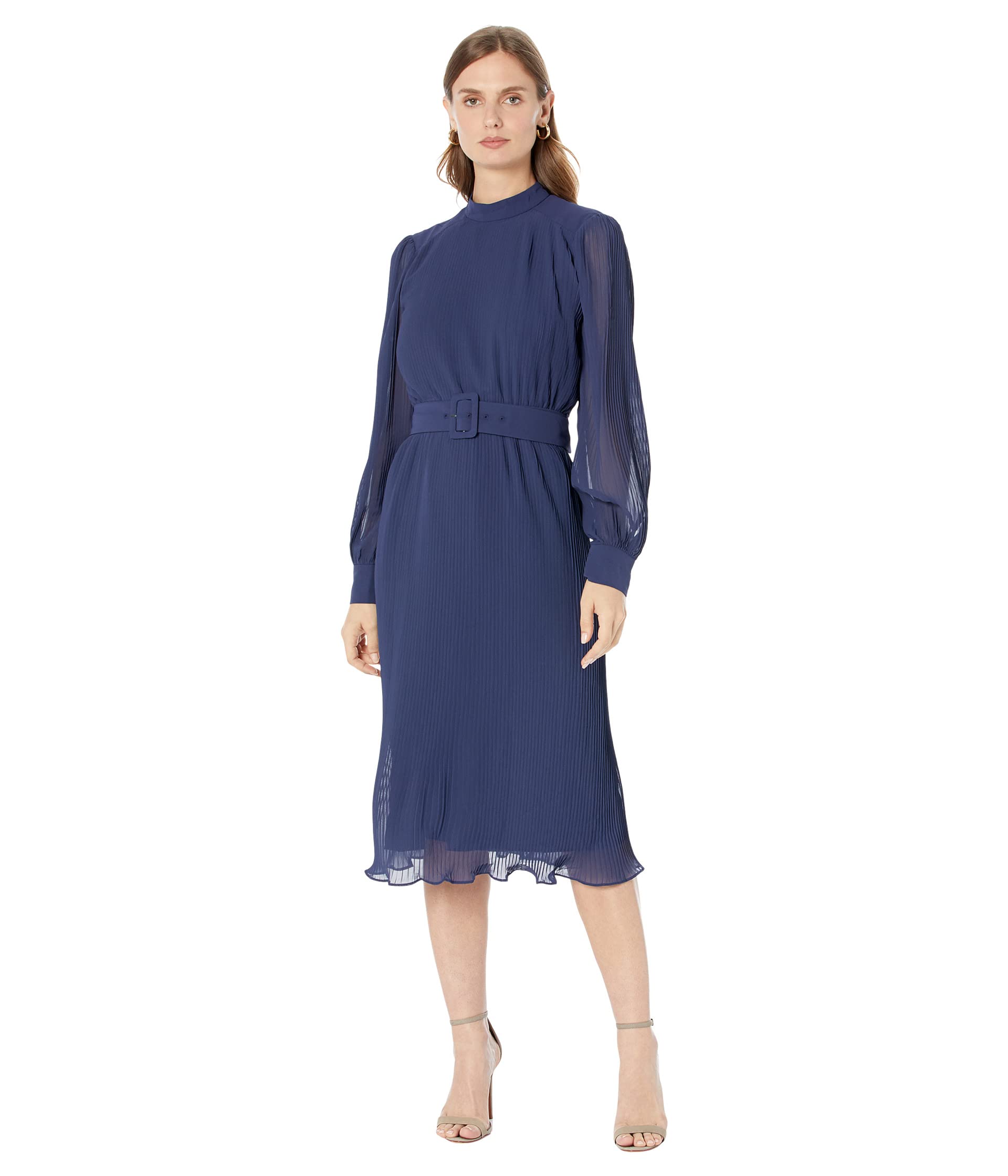 Платье Maggy London, Pleated Midi Dress with Belt and Buckle цена и фото