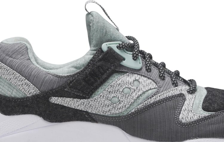 End x clearance saucony white noise