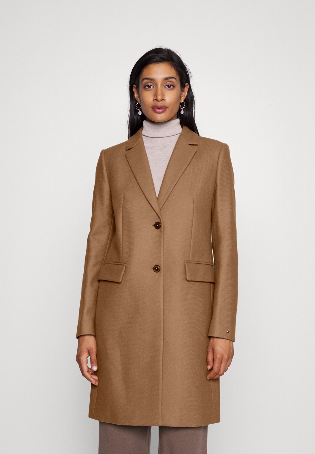 

Пальто классическое Tommy Hilfiger, хаки