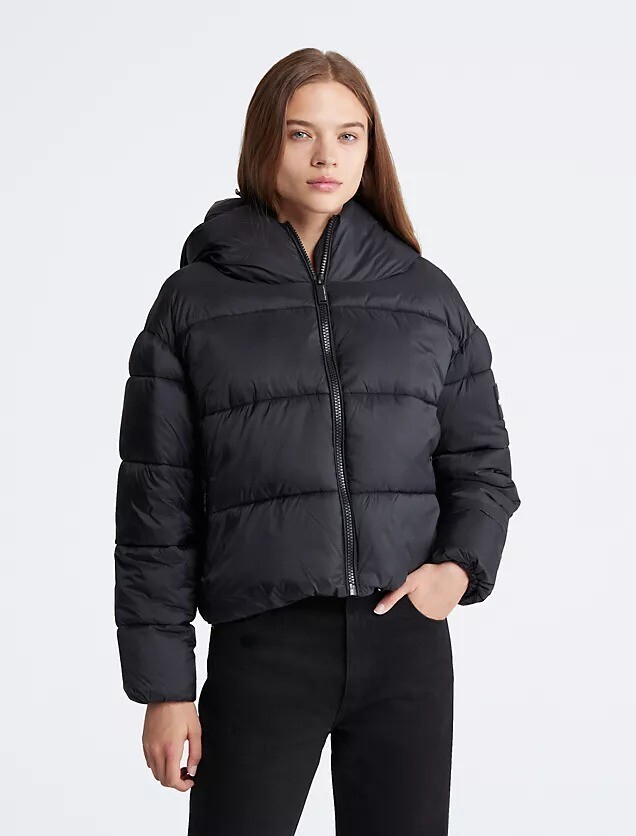 

Куртка Calvin Klein Boxy Hooded Puffer, черный