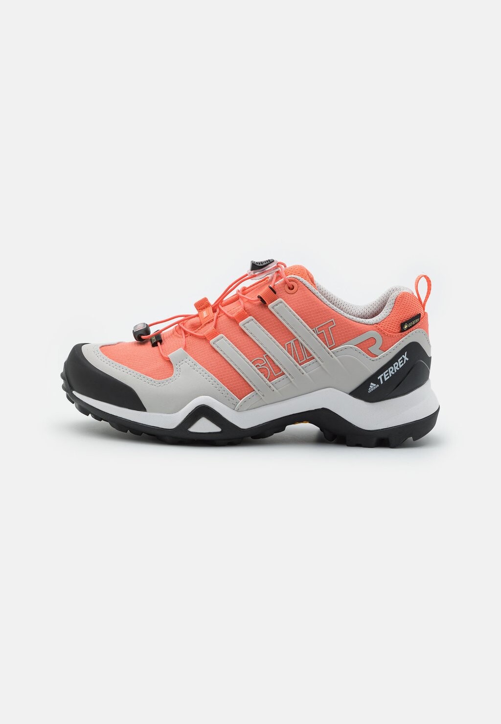 

Обувь для походов Adidas