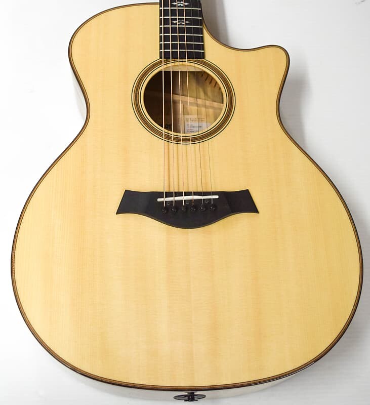 

Taylor 714ce LTD Сассафрас и Лутц Спрус 714ce LTD Sassafras & Lutz Spruce
