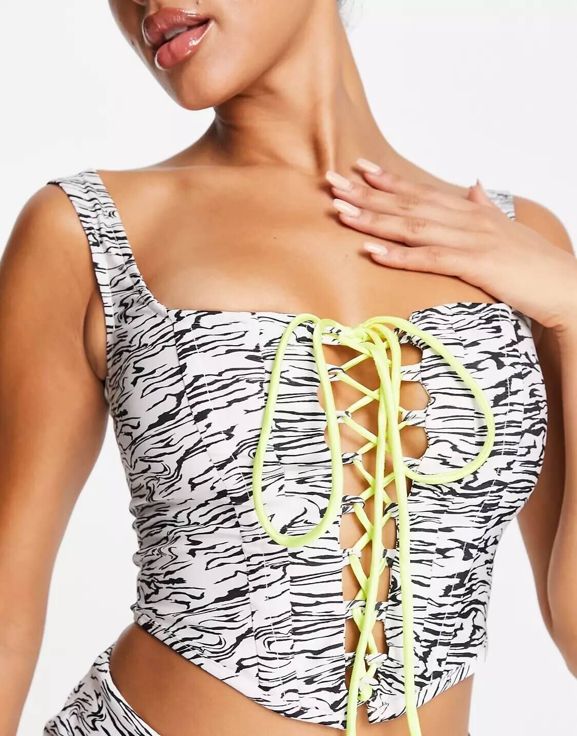 

Корсет ASYOU With Neon Tie In Zebra Print, мультиколор