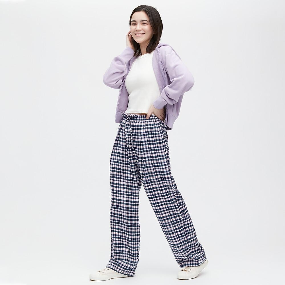 

Эластичные атласные брюки Uniqlo, синий