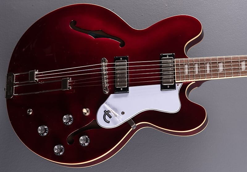 

Ривьера - игристое бургундское Epiphone Riviera -