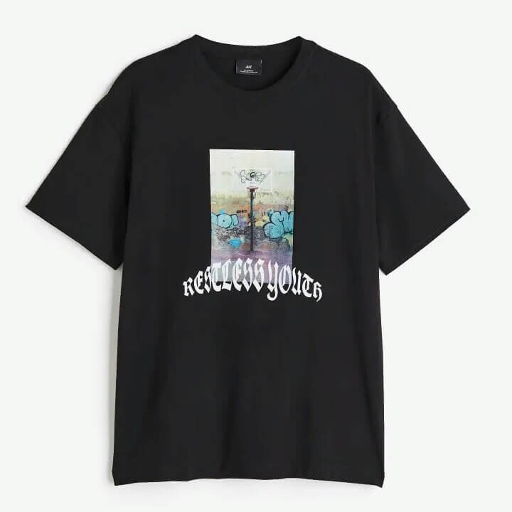 

Футболка с принтом H&M Restless Youth Relaxed Fit, черный