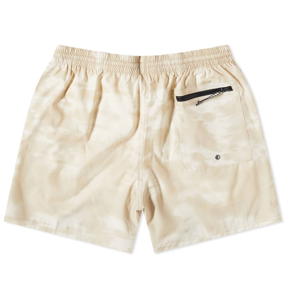 

5-дюймовые волейбольные шорты с цветочным принтом Fade Nike Swim