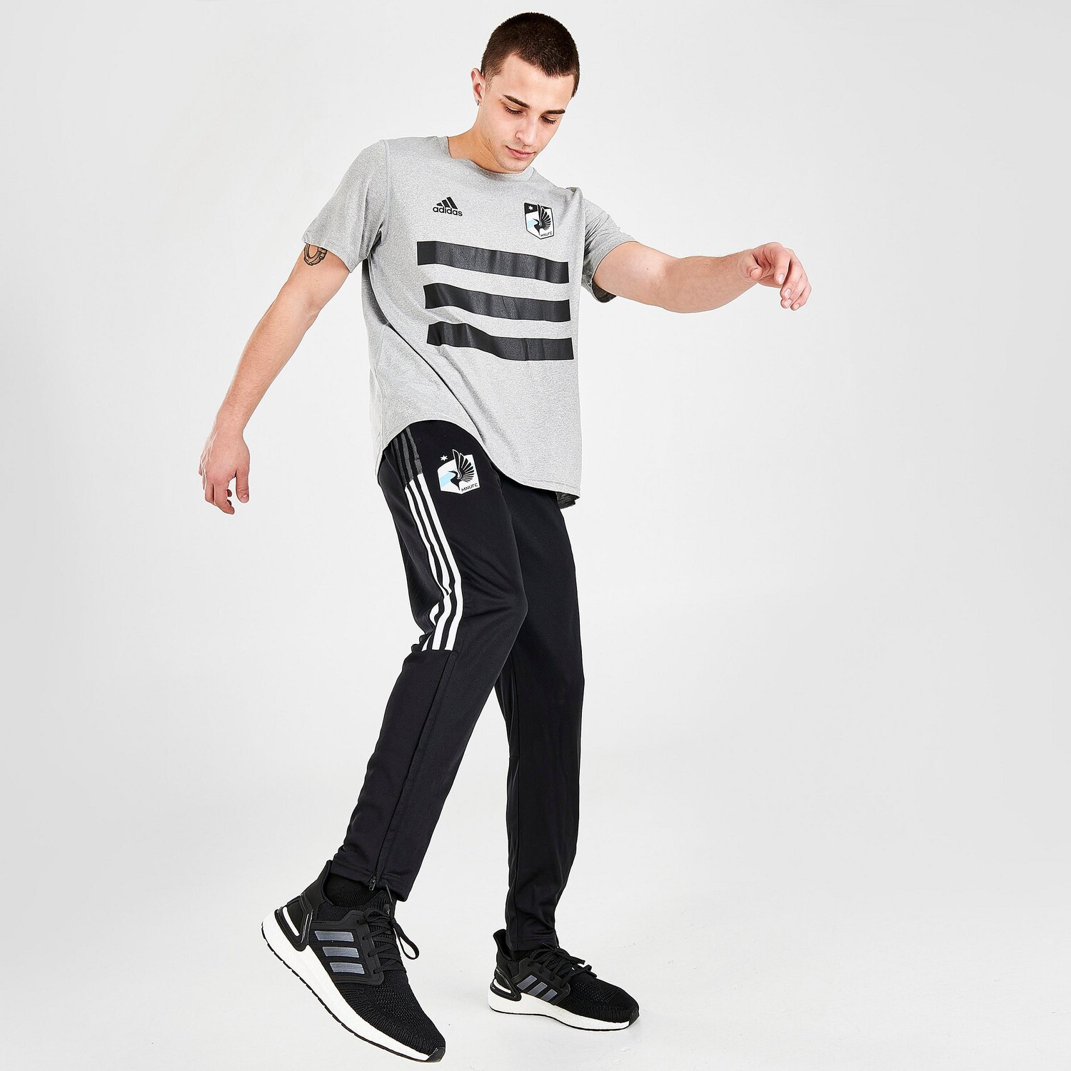 

Мужские брюки Adidas Minnesota United FC Travel, черный
