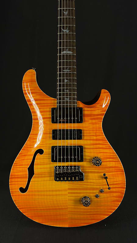 

PRS Private Stock Special Semi-Hollow Limited Edition в цвете Citrus Glow Private Stock Special Semi-Hollow LTD