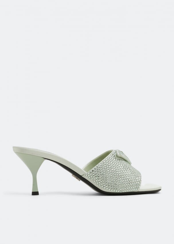 

Сандалии PRADA Satin crystal sandals, зеленый