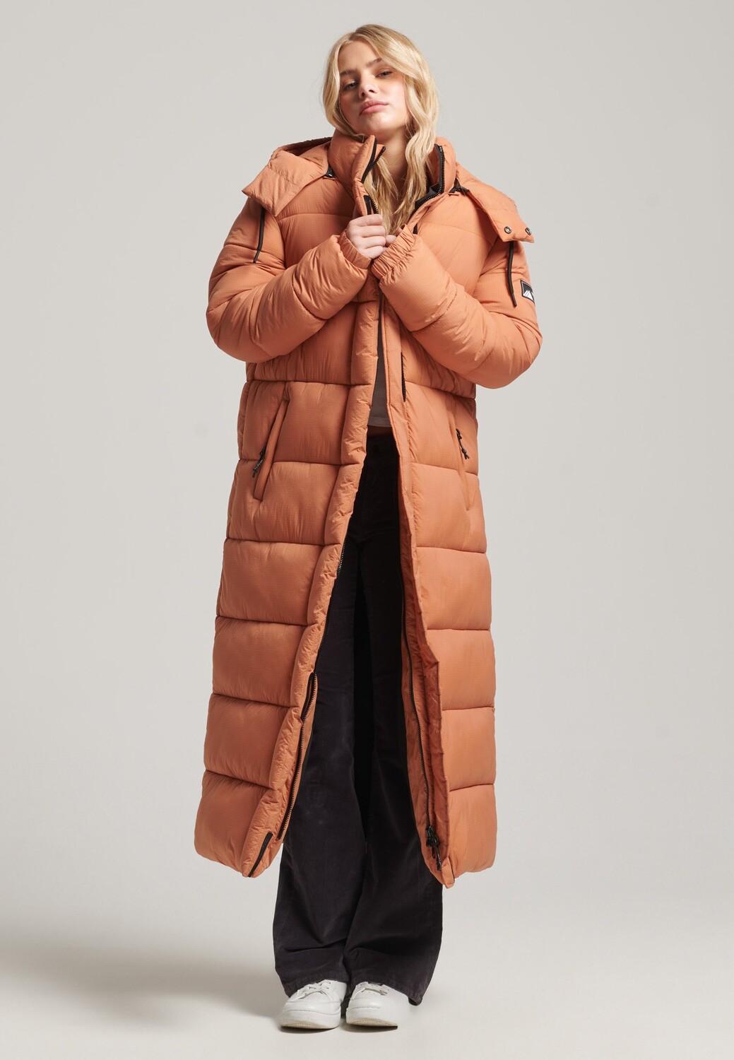 

Пальто зимнее Superdry, карамельный, Коричневый