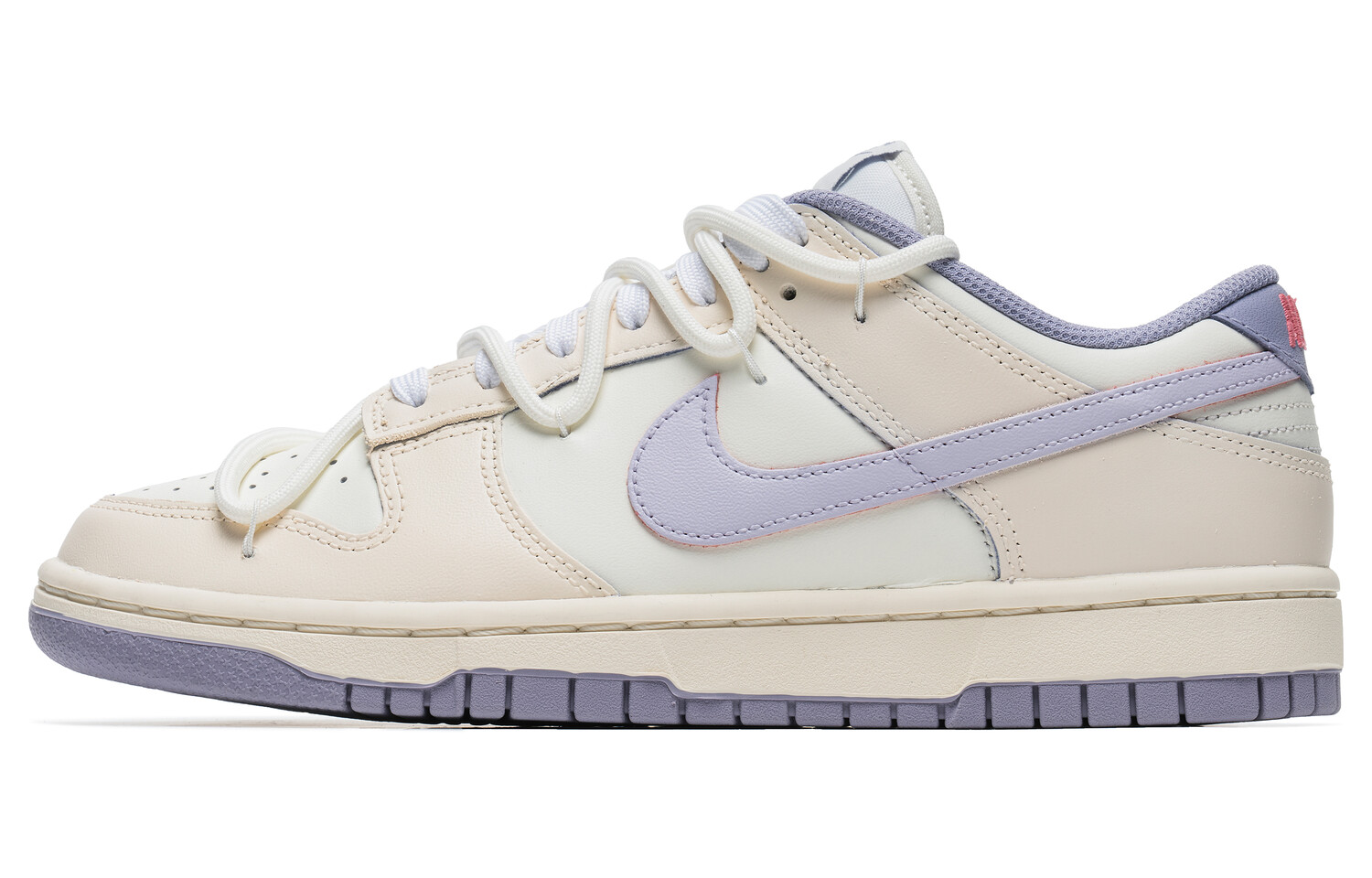 

Женские кроссовки для скейтбординга Nike Dunk