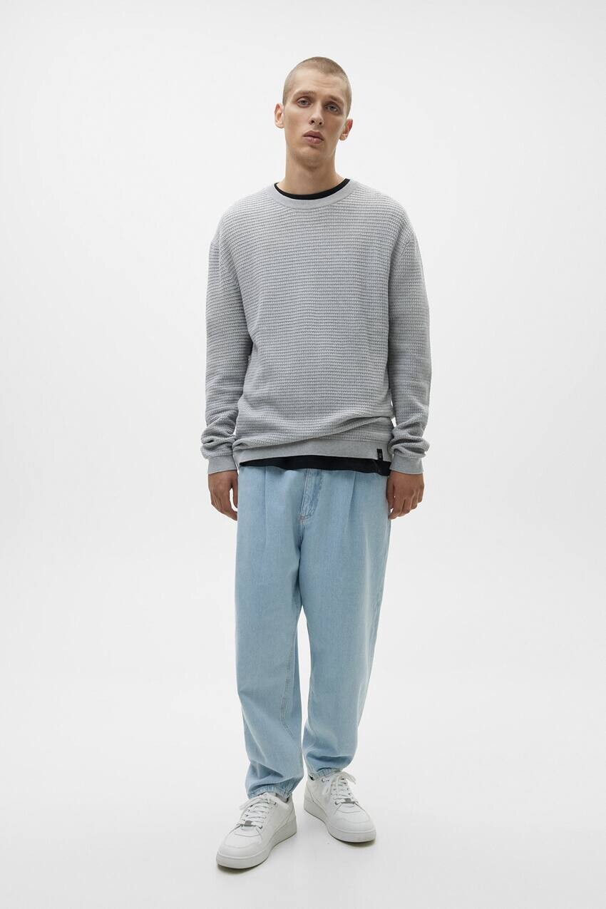 

Базовые джинсы с объемным кроем Pull&Bear, бледно-голубой