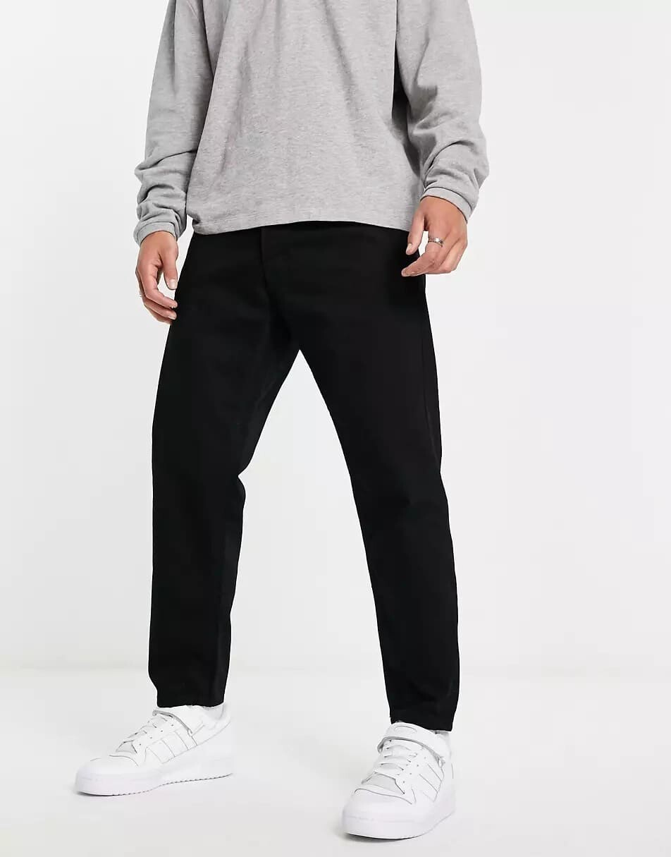 

Джинсы Pull&Bear стандартного кроя, черный