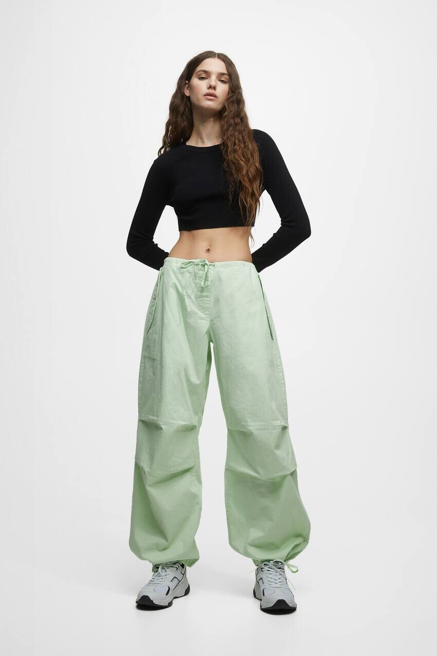 

Брюки-парашюты Pull&Bear, лайм