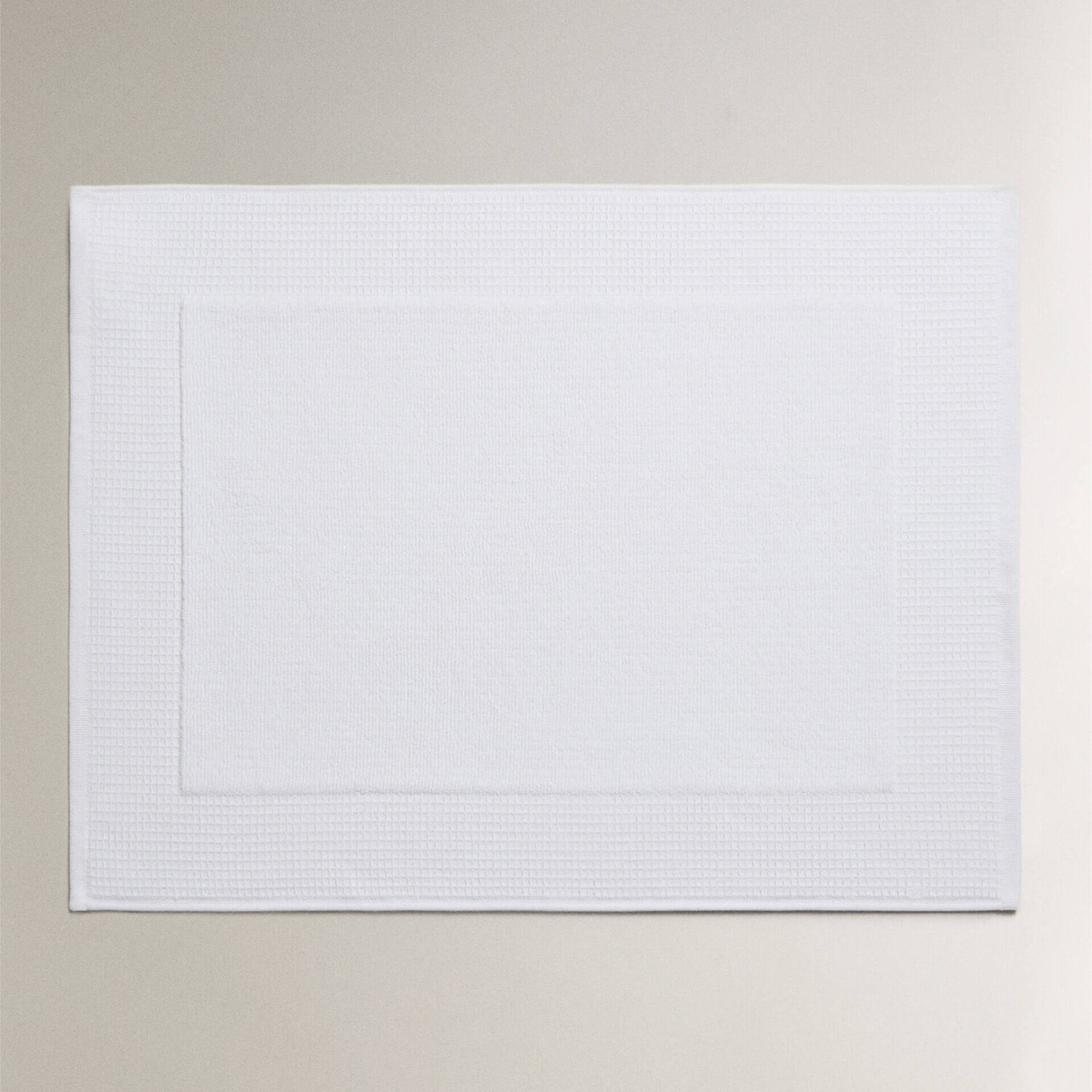 

Коврик для ванной Zara Home Non-Slip Waffle-Knit, белый