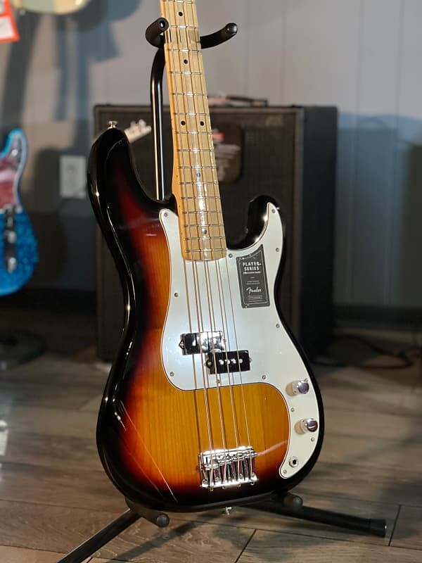

Гитара Fender Player Precision Bass, солнечные лучи