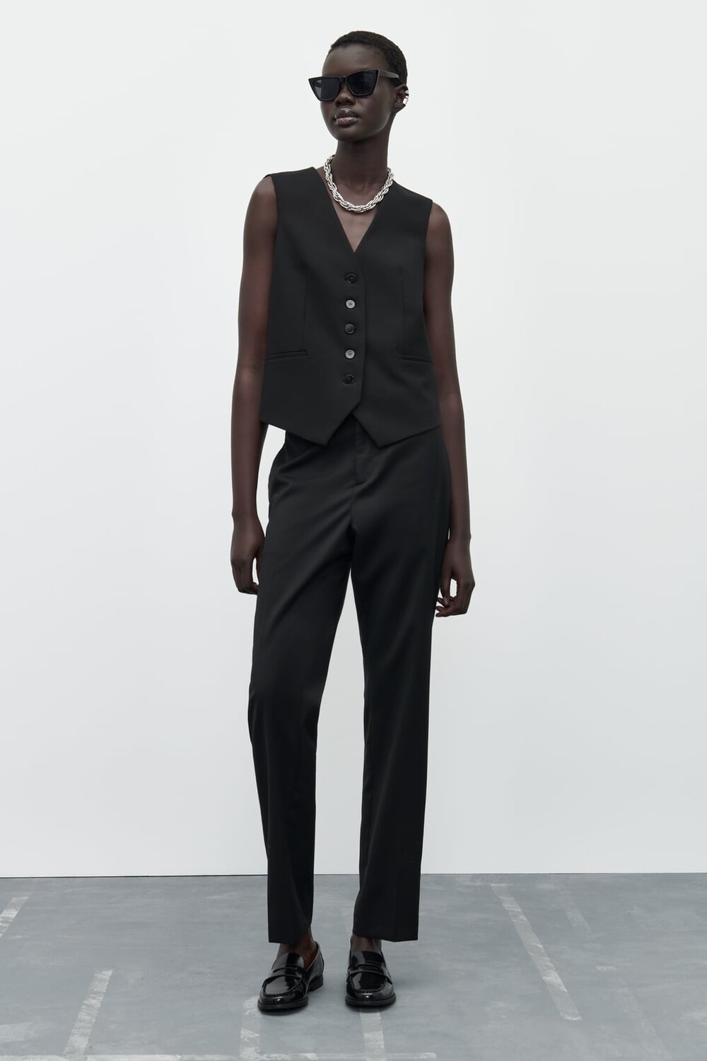 

Индивидуальный жилет ZARA, черный