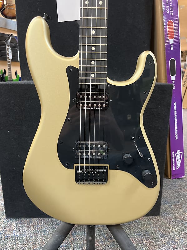 Электрогитара Charvel Pro-Mod So-Cal Style 1 - Pharaoh Gold цена и фото