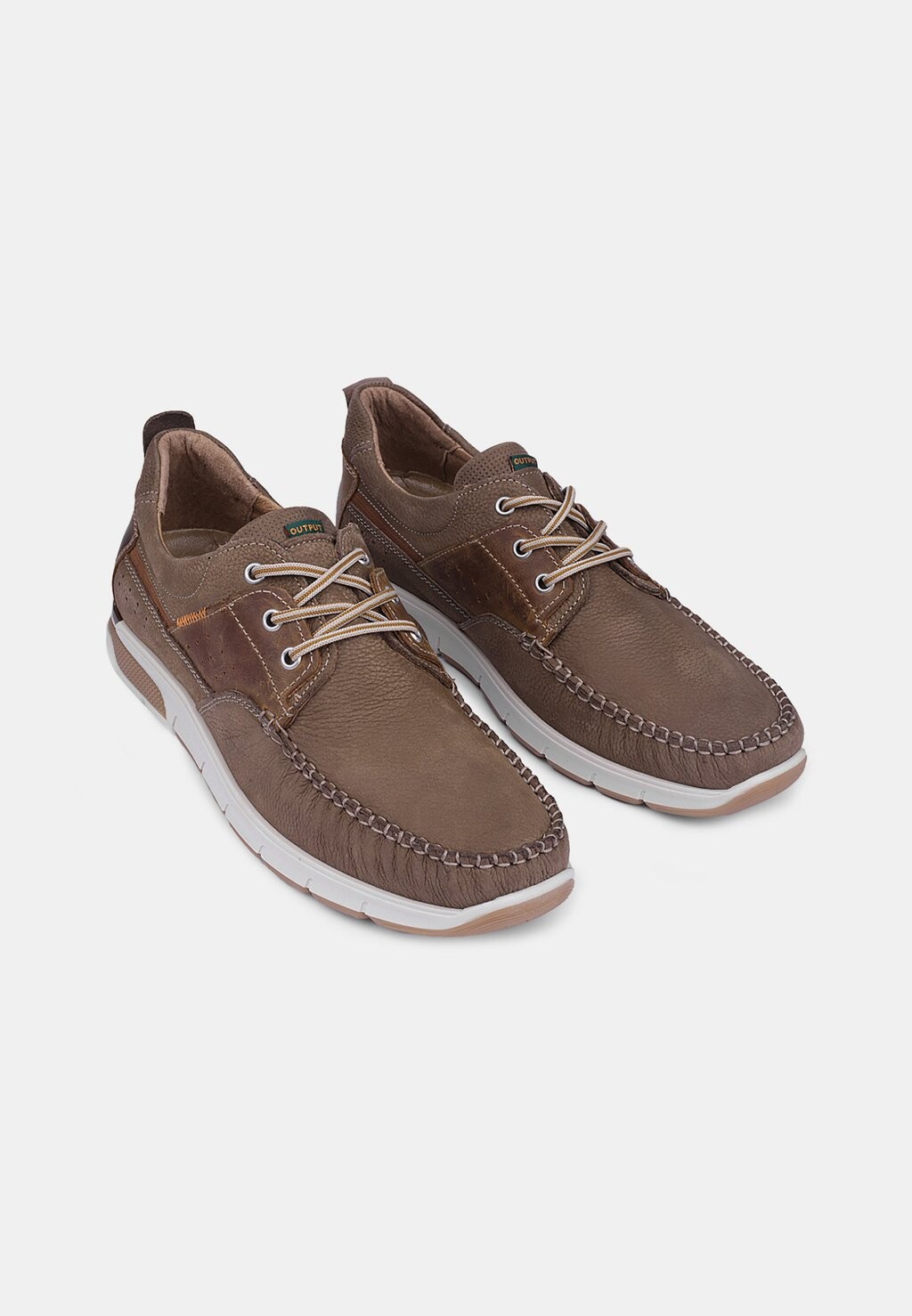 

Низкие кроссовки Bata, бежевые