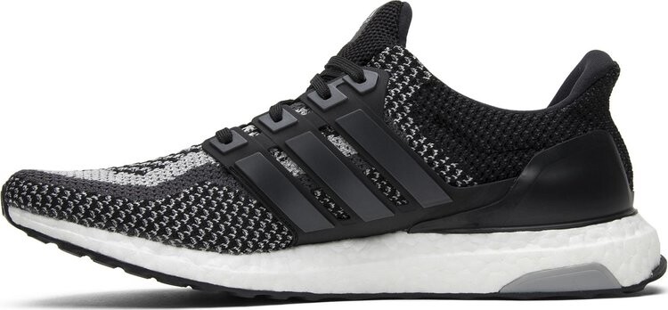 Adidas ultra store boost ltd reflective