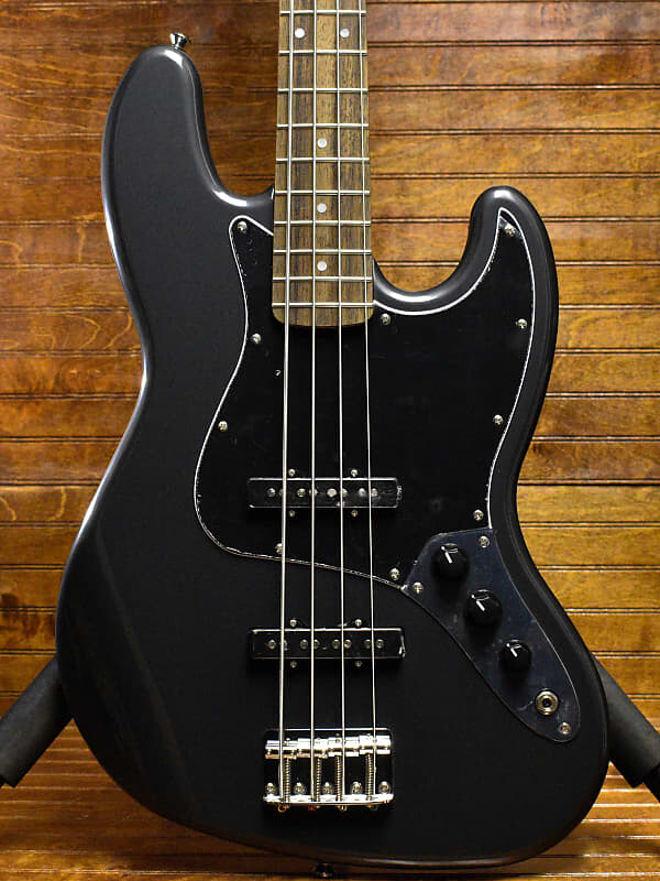 

Squier Affinity Jazz Bass, Charcoal Frost Metallic Affinity Jazz Bass Charcoal Frost Metallic