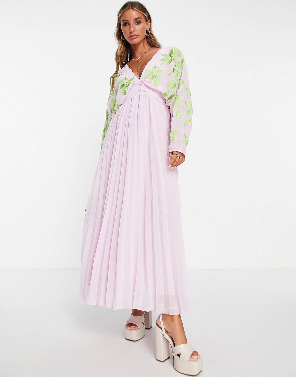 

Сиреневое платье макси со складками и зеленой вышивкой ASOS DESIGN, Зеленый