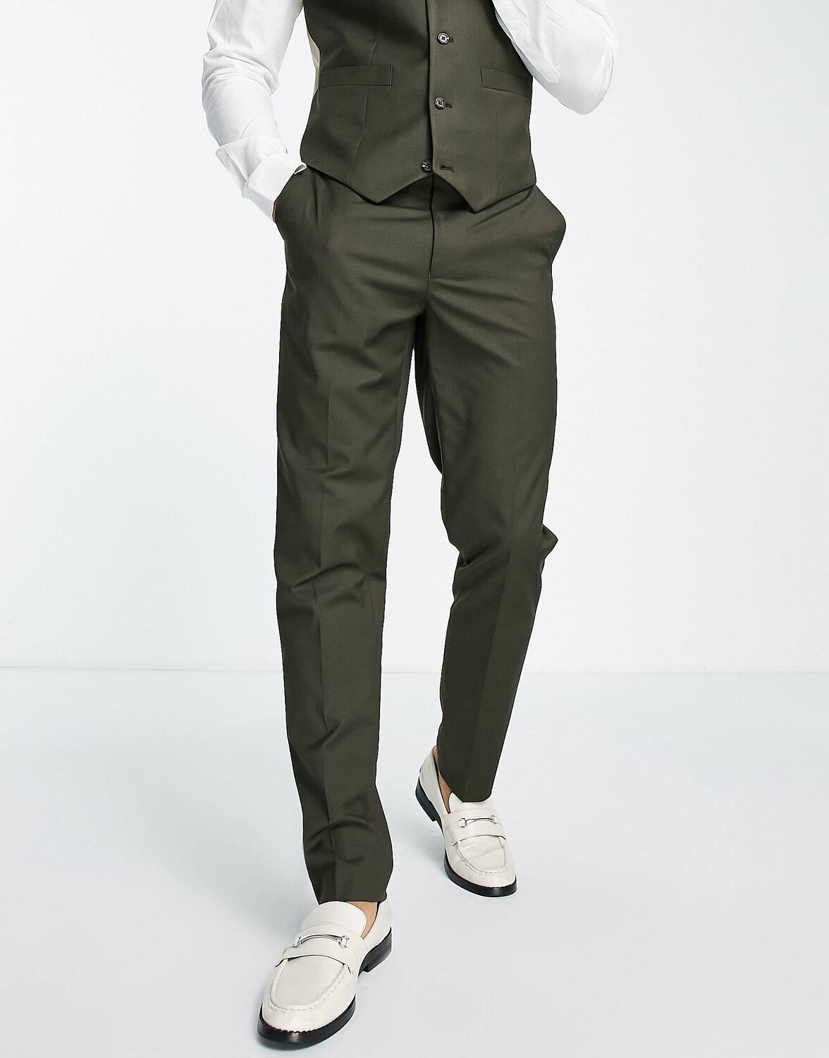 

Узкие брюки цвета хаки ASOS DESIGN