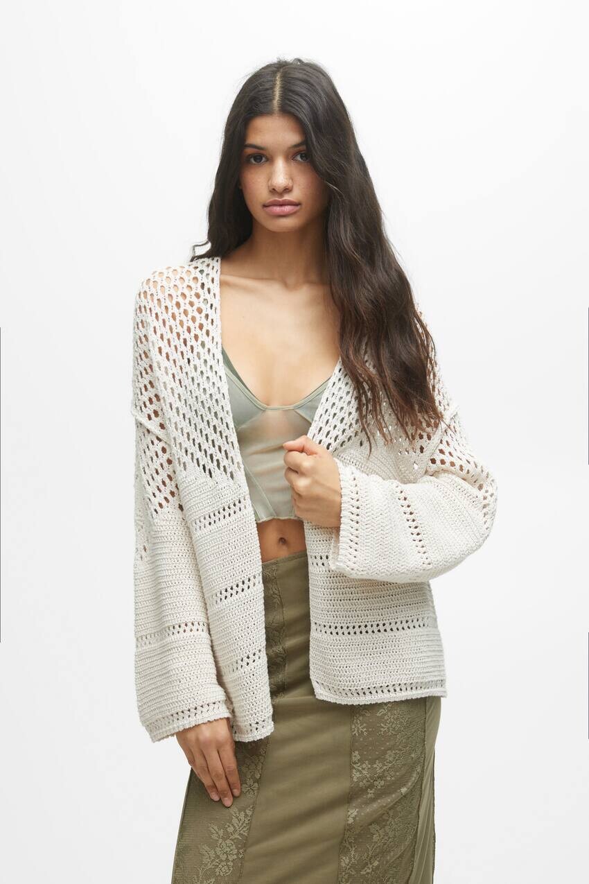 

Кимоно крючком Pull&Bear, экрю