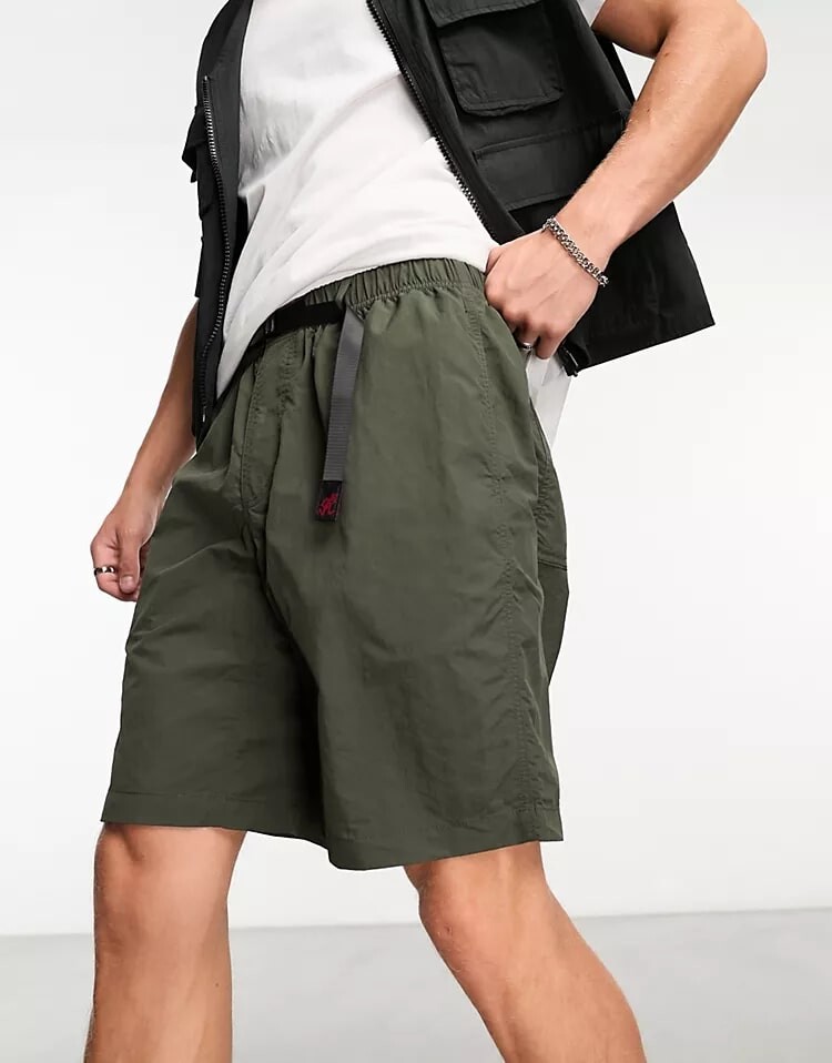 

Шорты Gramicci Nylon Packable Loose, зеленый