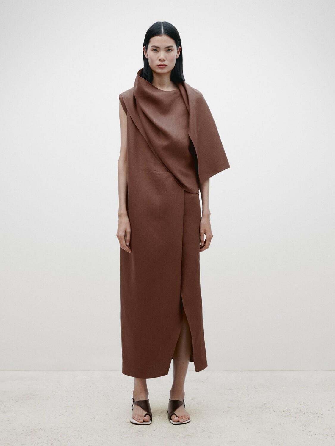 

Льняное платье-кейп Massimo Dutti, коричневый