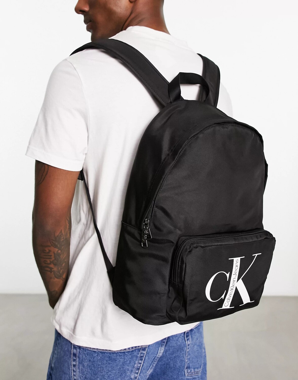 

Черный спортивный рюкзак Calvin Klein Jeans