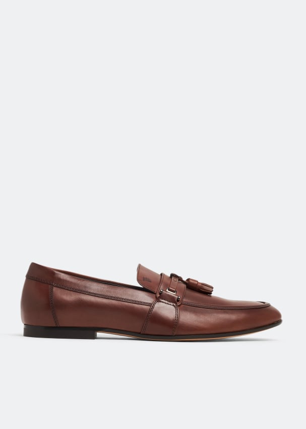 цена Лоферы TOD'S Leather tassel loafers, коричневый