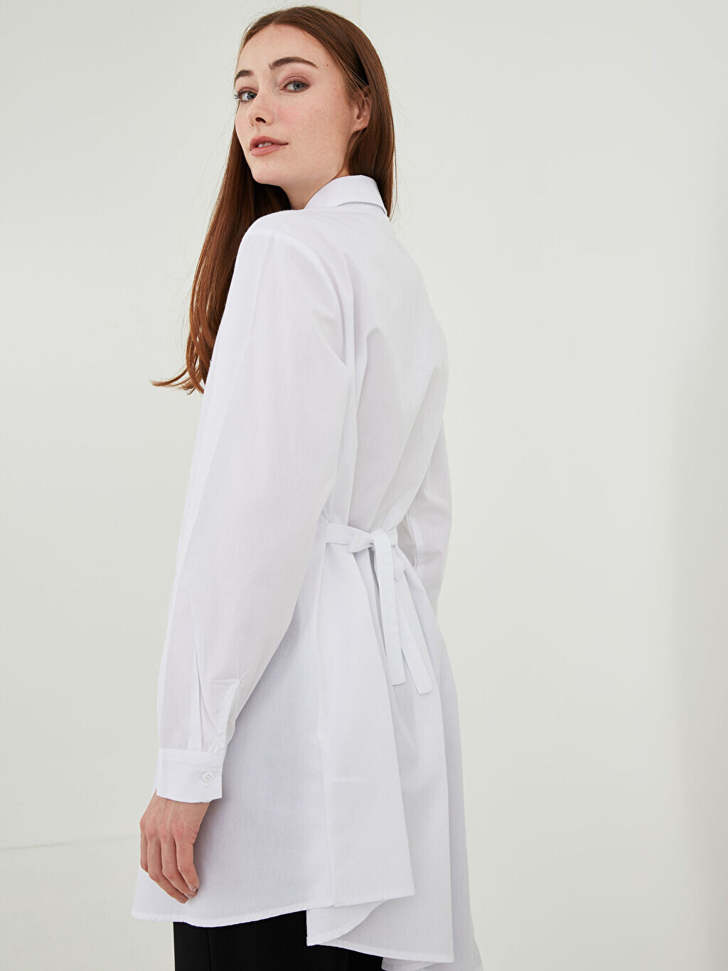 

Хлопковая женская туника с прямым воротником и длинными рукавами LCW Modest