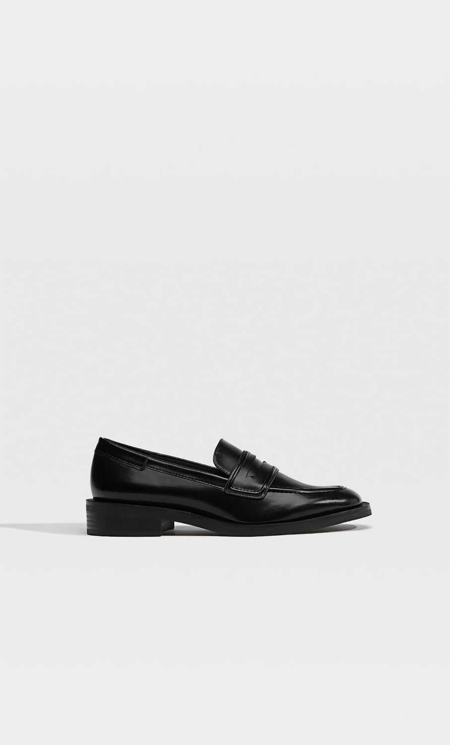 

Пенни лоферы Stradivarius, черный