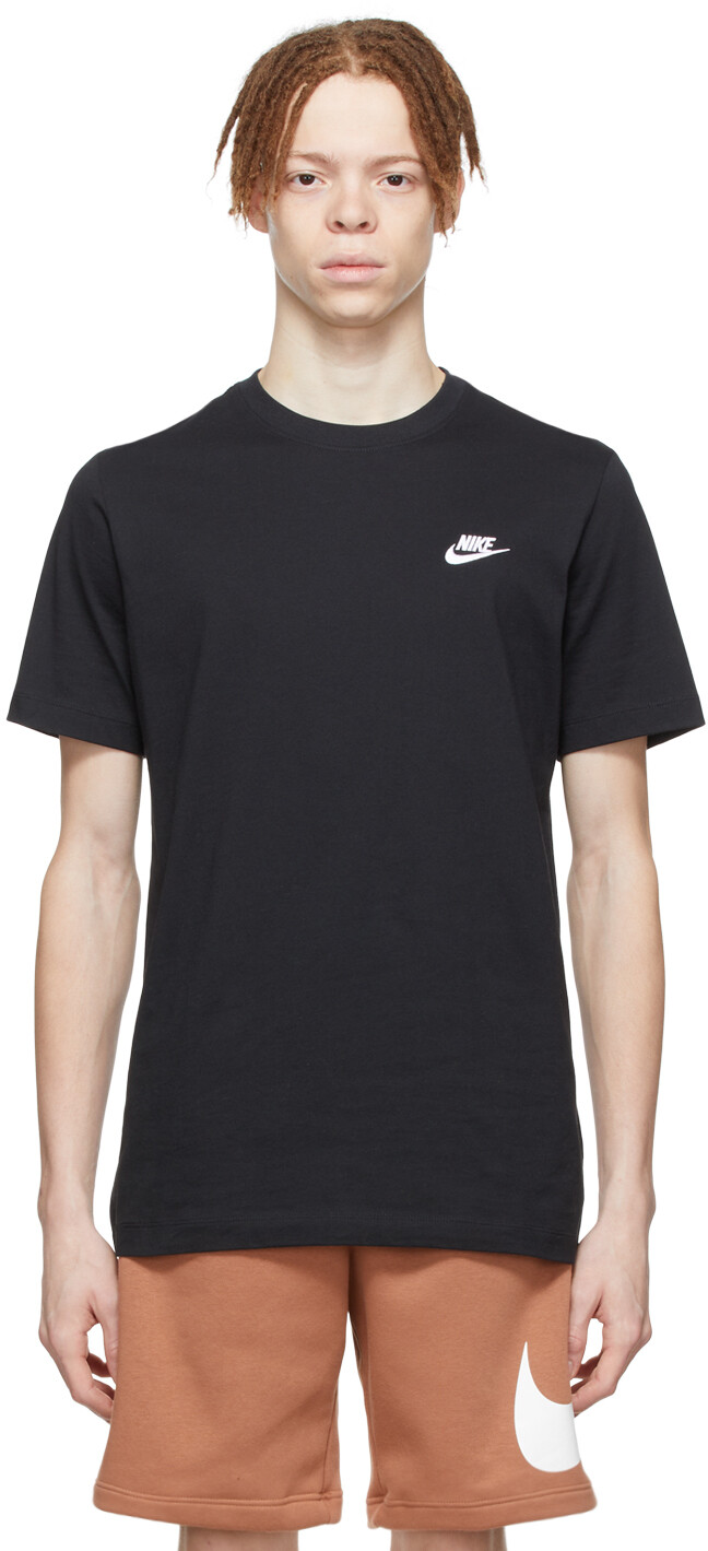 

Черная футболка Club Sportswear Nike