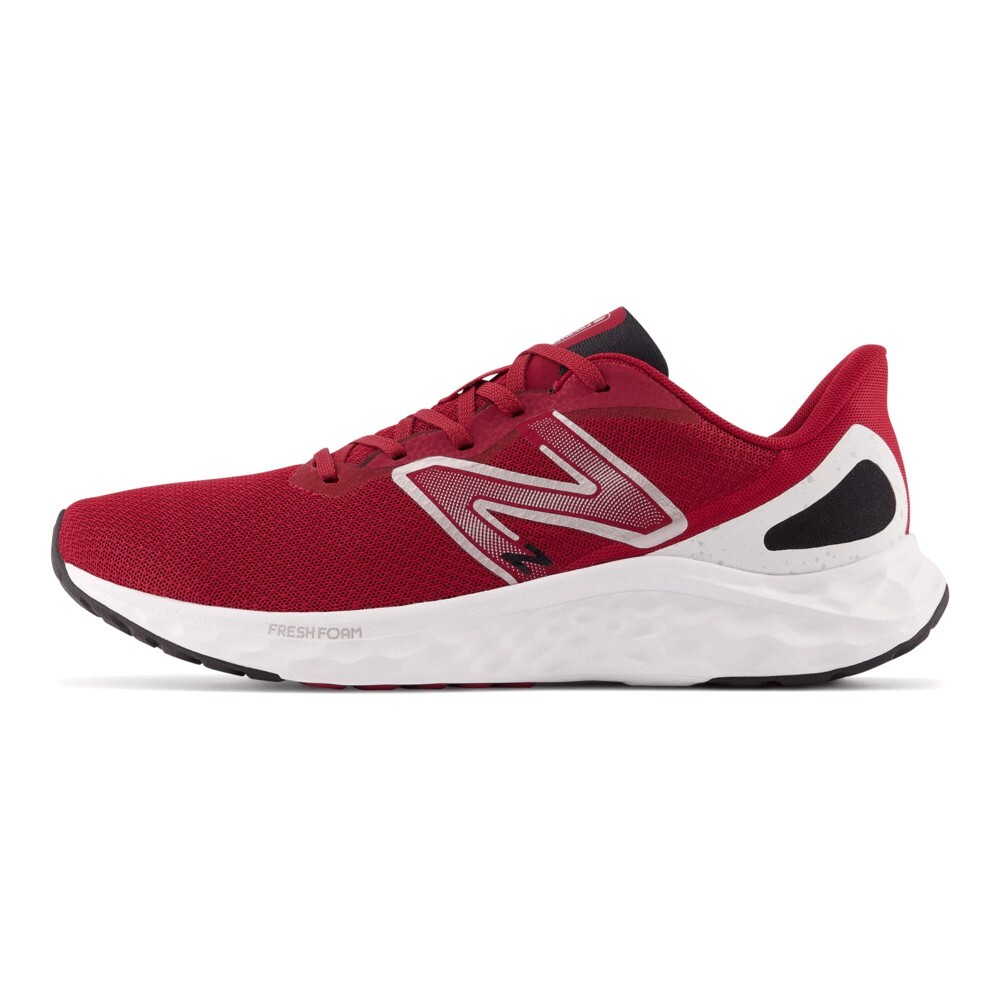 

Кроссовки New Balance Arishi V3, crimson