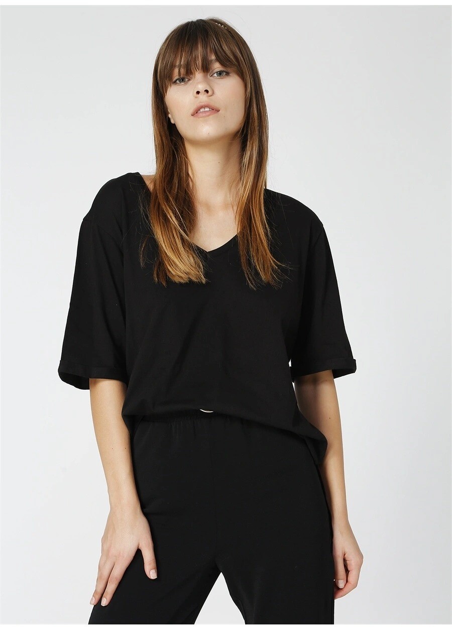 

Футболка Fabrika Talita V-neck Women's, черный